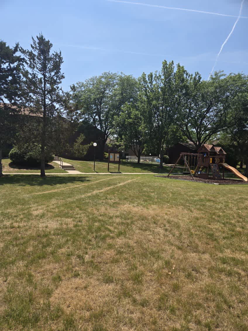 9020 North Park Plaza Court – photo 2