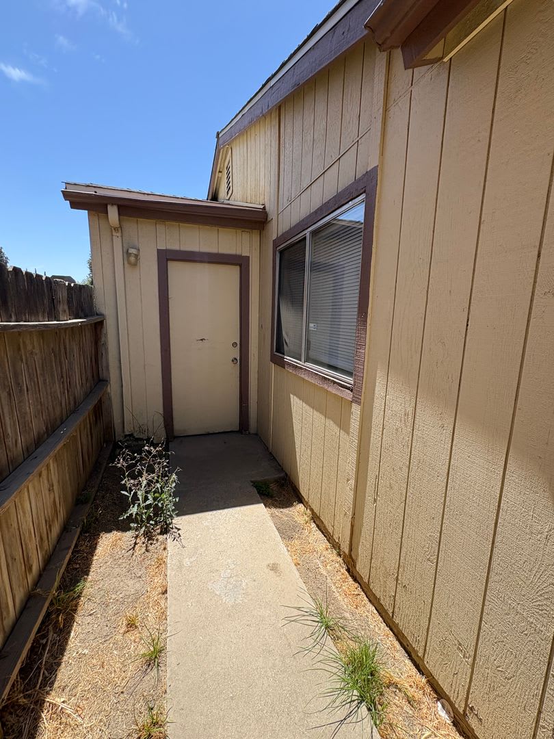 Nice Visalia cul-de-sac home Rent Ready! – photo 2