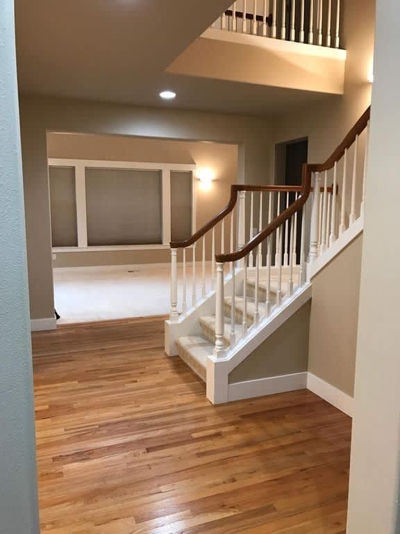 Spacious Home in Desirable Fircrest – photo 2