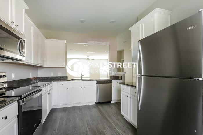 25237 Dickens Drive – photo 4