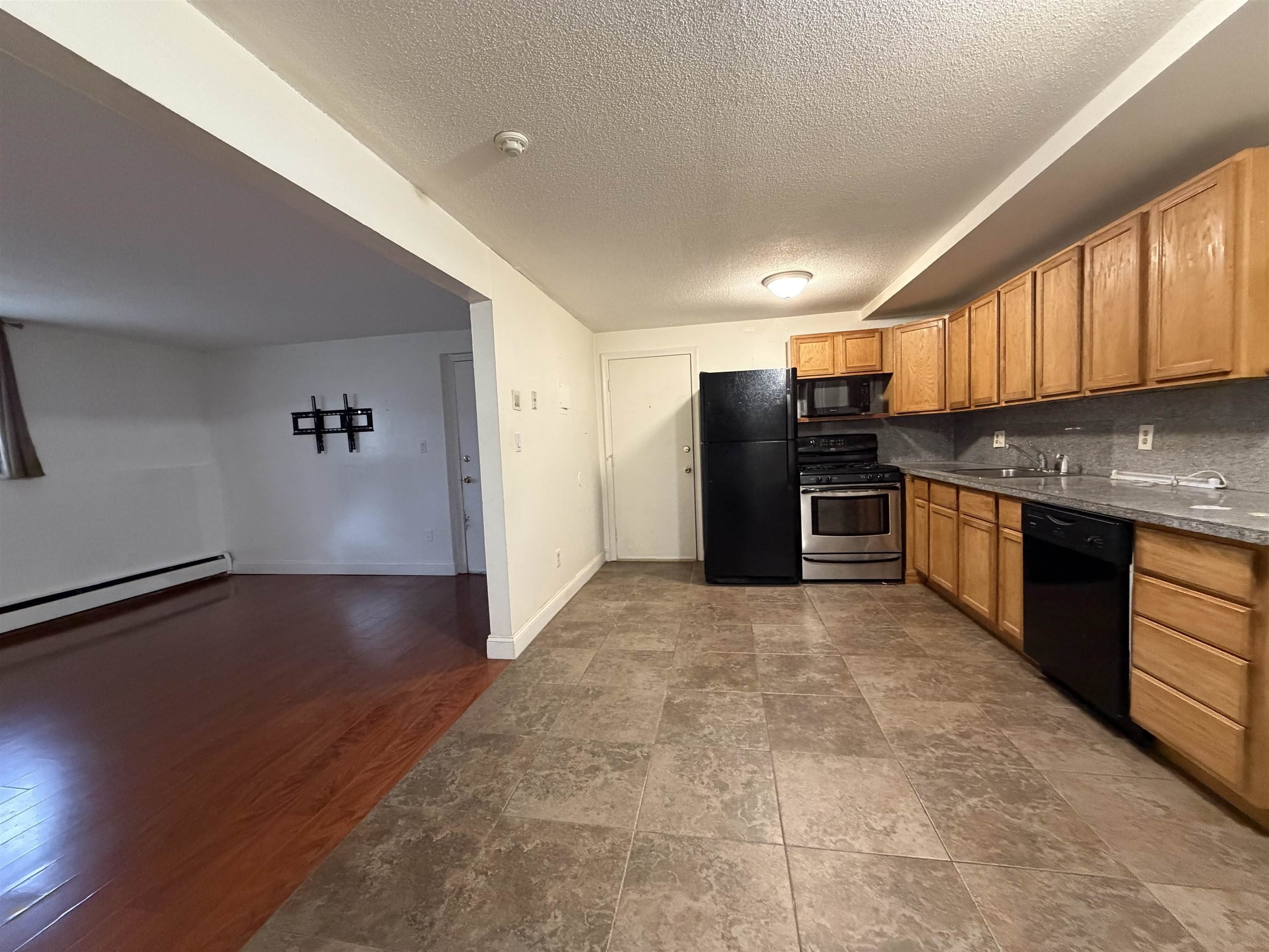 12 Tiffany Road – photo 5