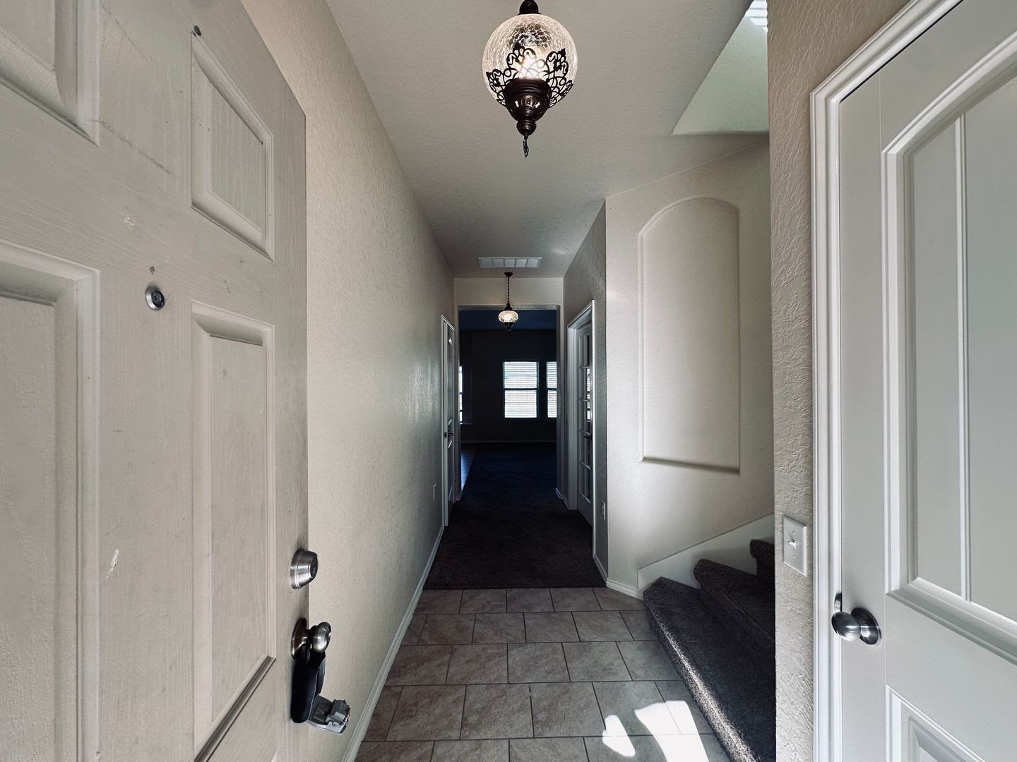 Open Design In Northeast Crossing On Large Corner Lot 3 Bedrooms Study 2 5 Baths Game Room 2 Car Garage – photo 2