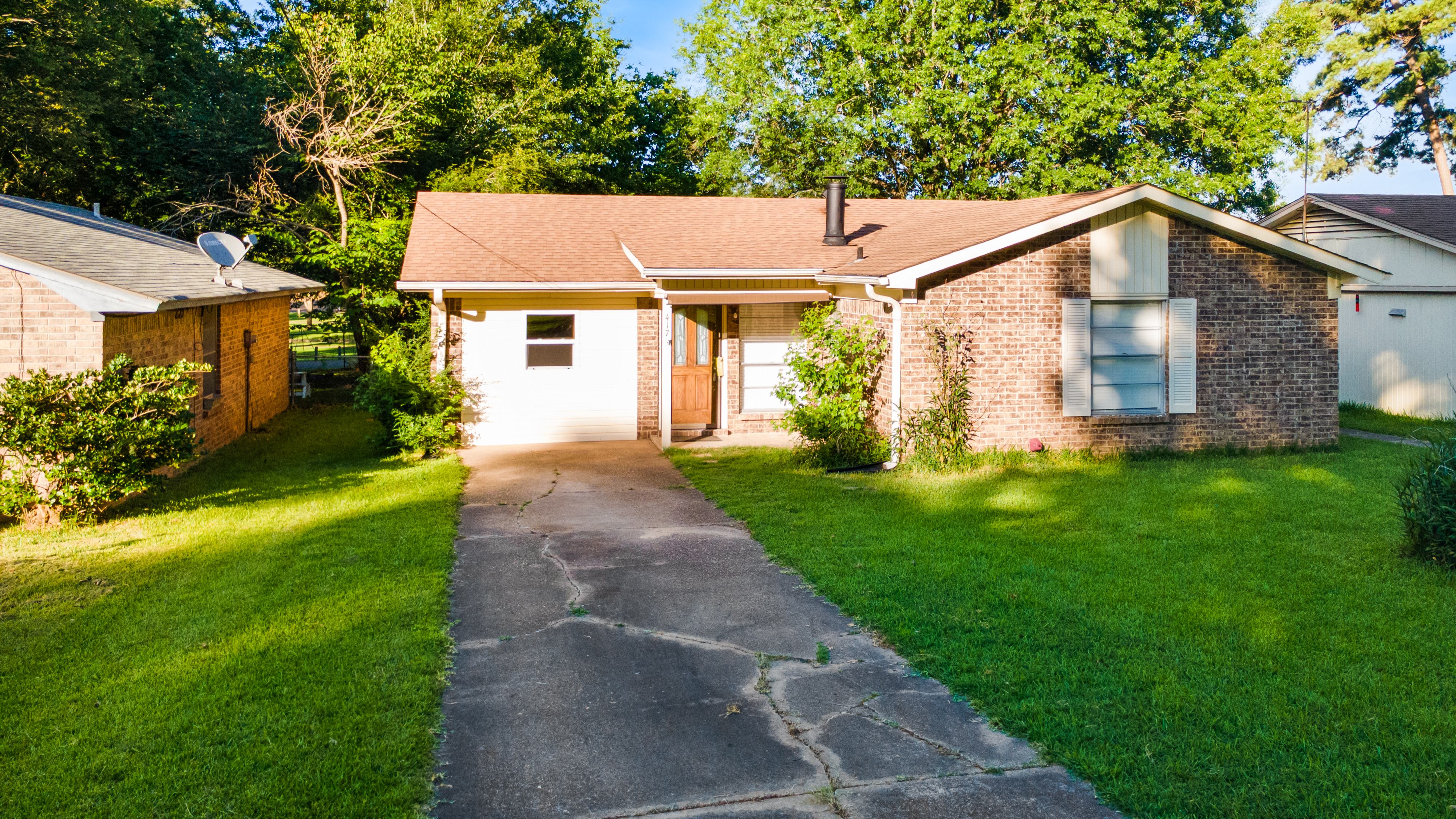 417 Carroll Ave – photo 1