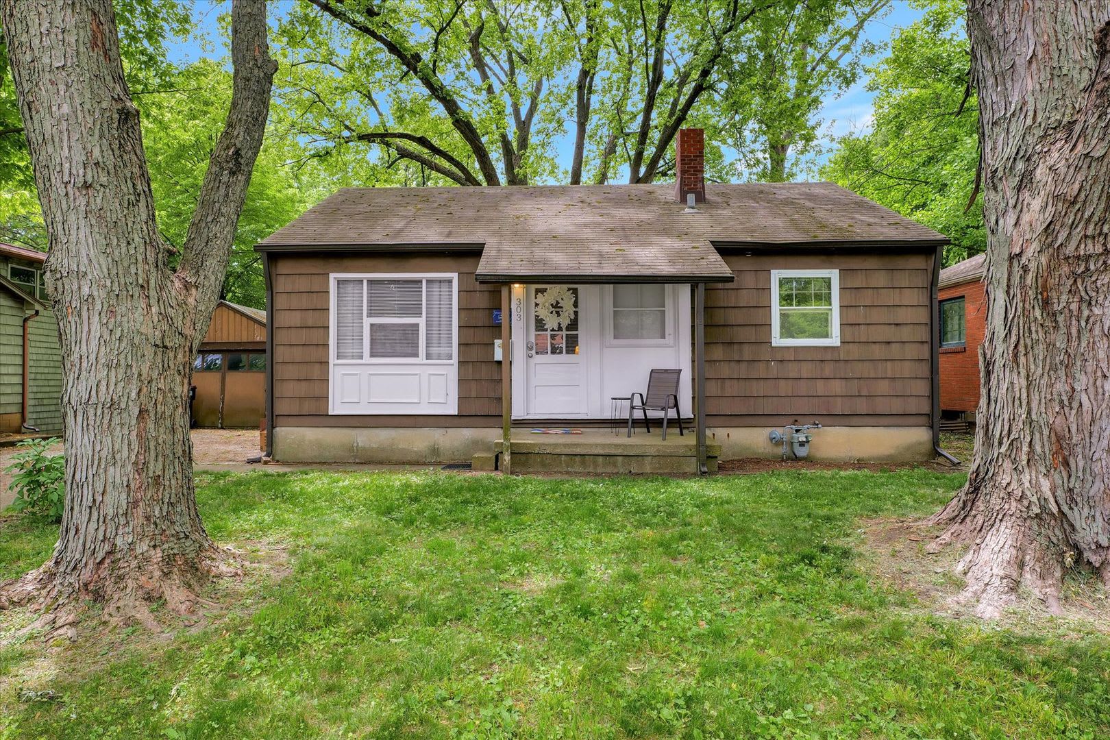 3 Bed 1 Bath House In Champaign Unfurnished – photo 5