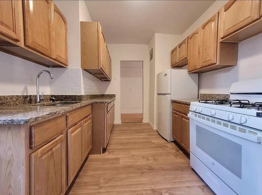 240 East 175th Street – photo 2