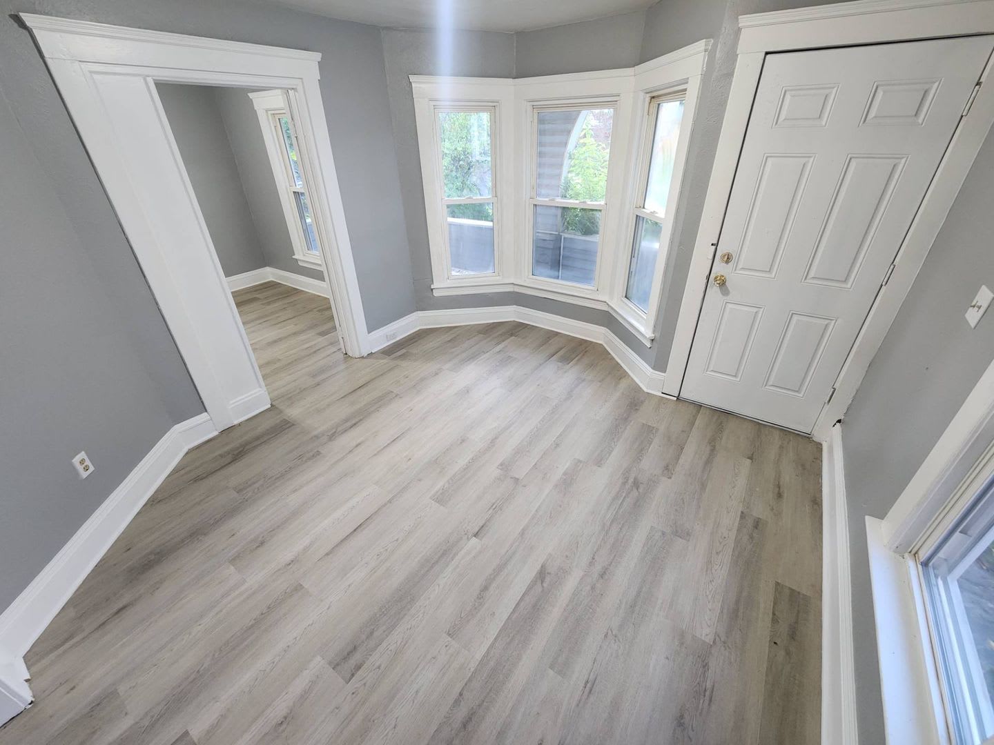 Charming 3 Bedroom Property In Prime Location Section 8 Vouchers Accepted Move In Today And Get 50 Discount On Your 2Nd Month Rent – photo 5