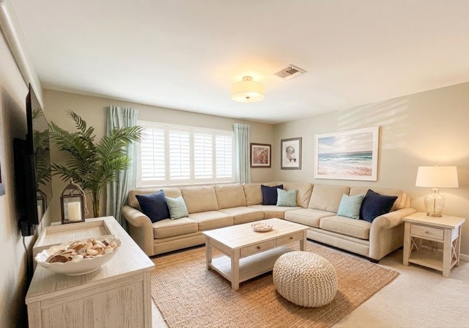 3 or 6 Month Lease (Furnish Option) – photo 5