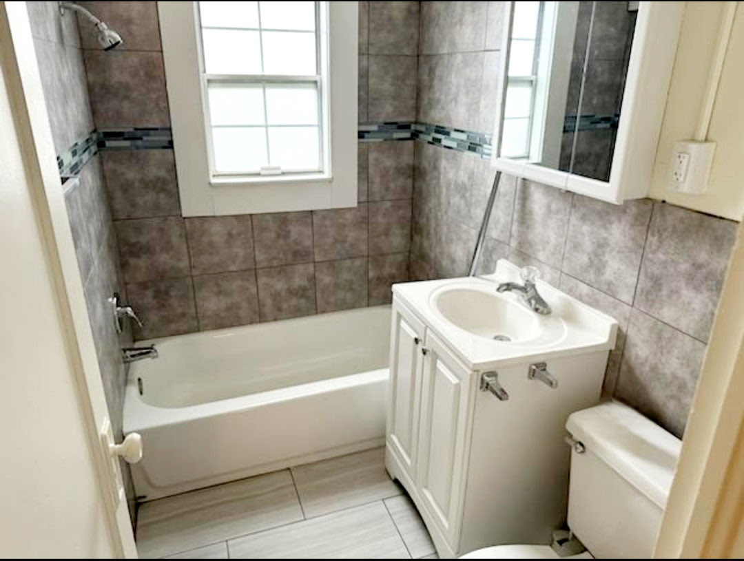 1667 N 200 W – photo 5