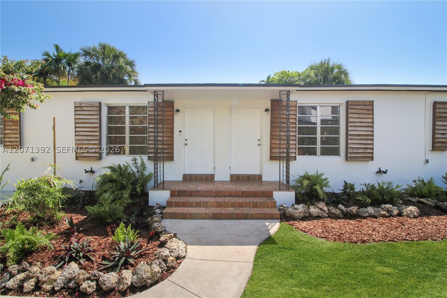 1958 SW 25th Ter – photo 2