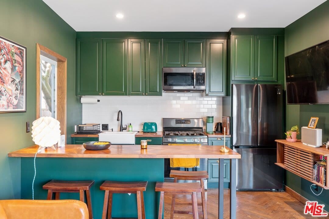 7507 1 2 Lexington Ave – photo 4