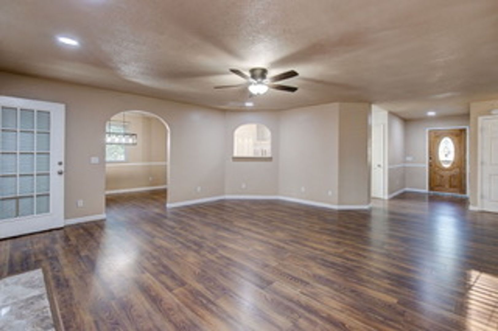 212 Running Deer Drive – photo 3