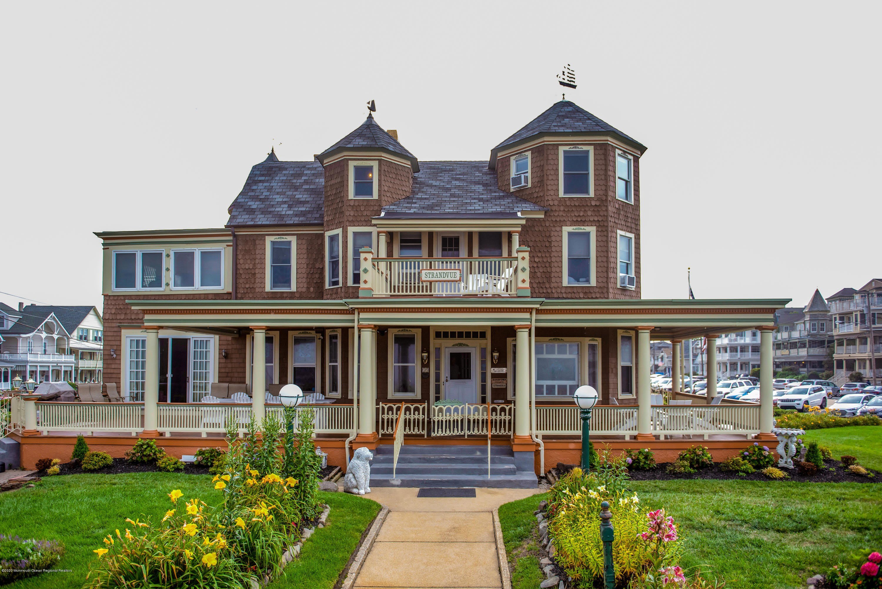 19 Ocean Avenue – photo 1