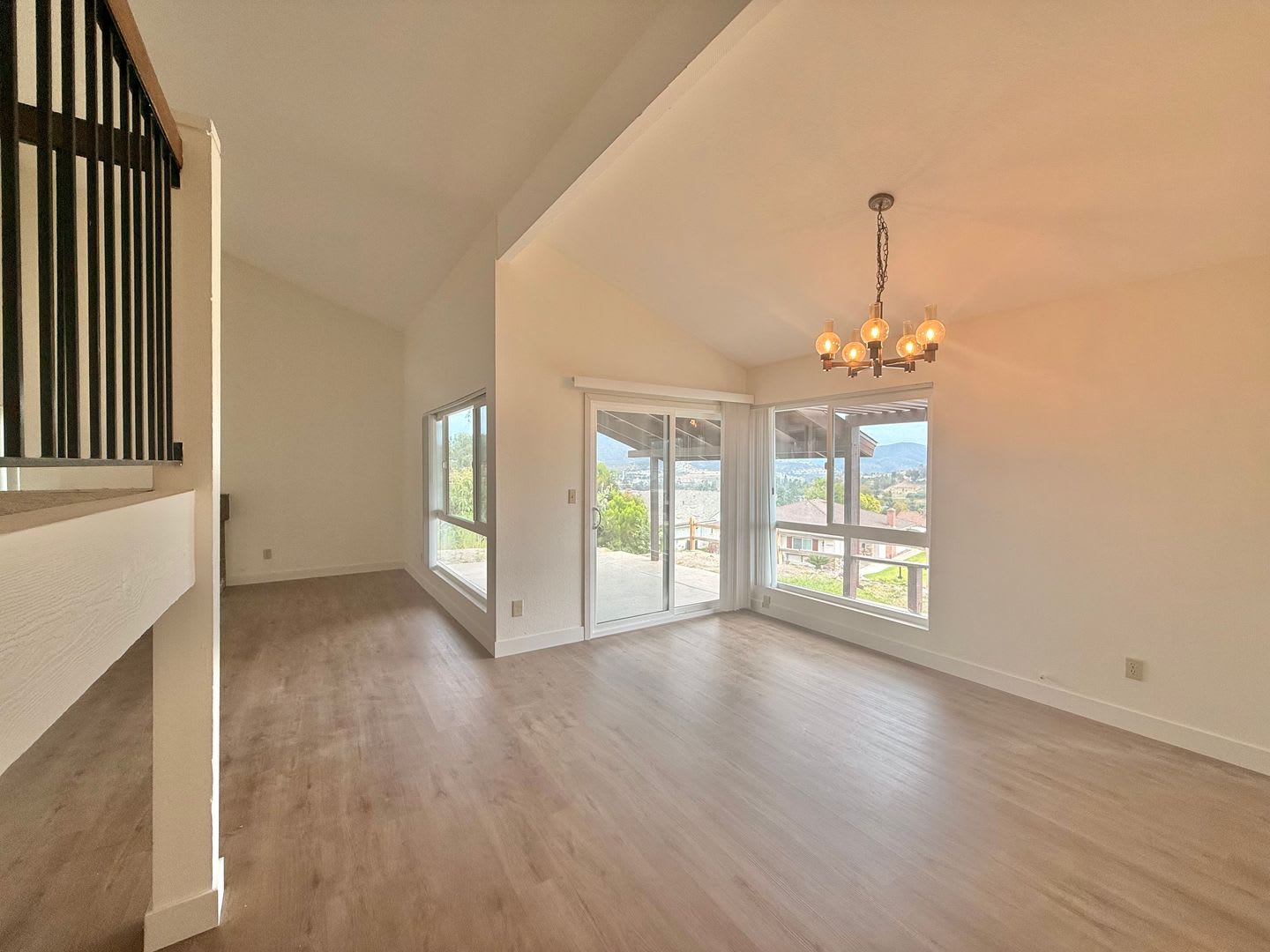 Large Home on Cul-de-Sac! – photo 3