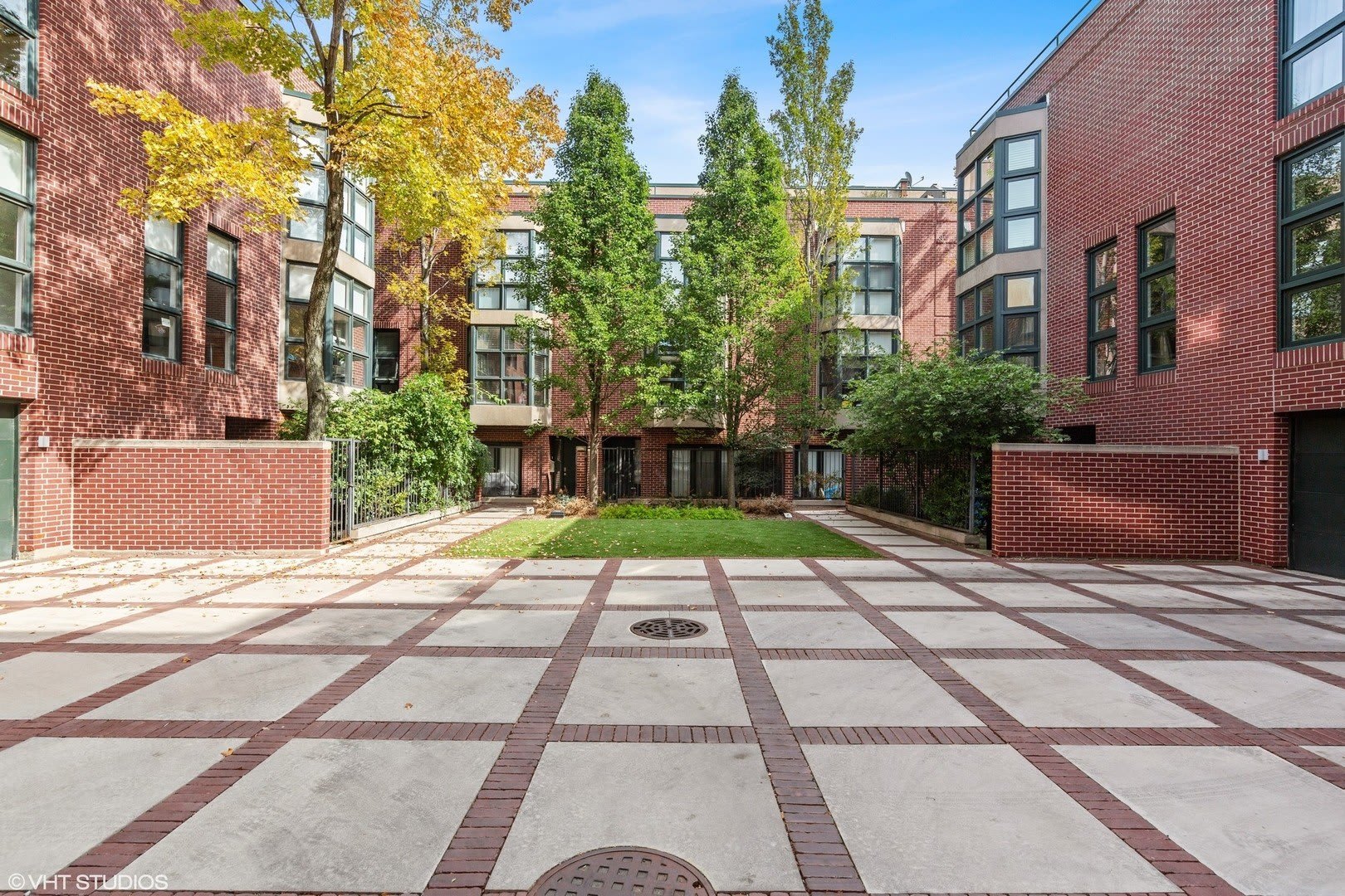 1701 N Halsted Street – photo 1