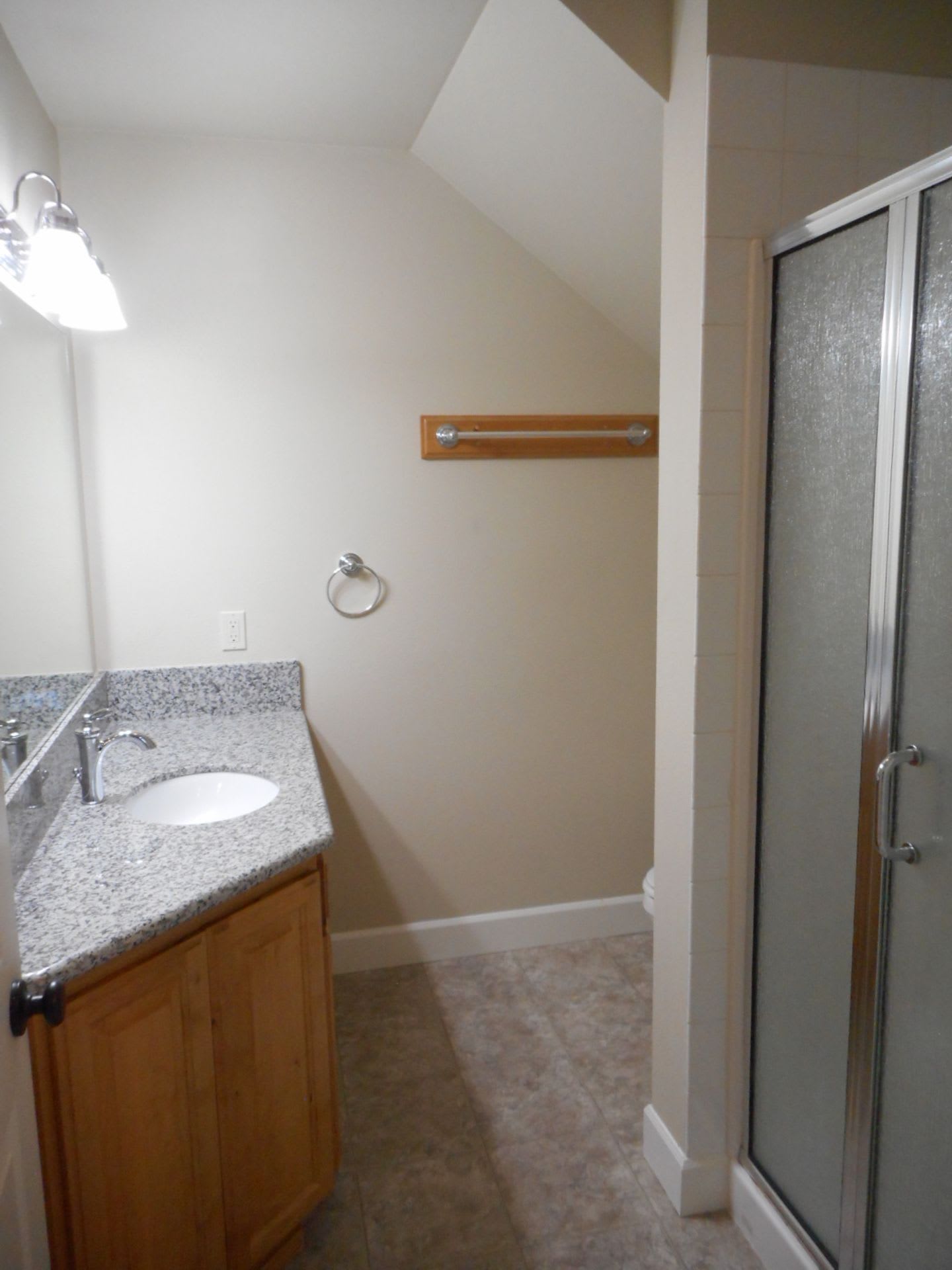 Luxurious Townhouse Living in Albany's Heart – photo 4