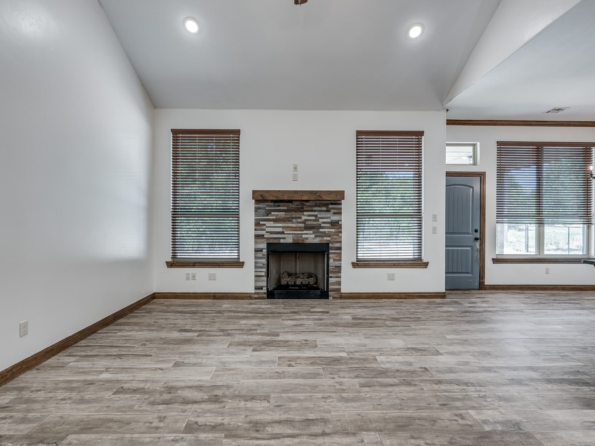 1001 Pacific – photo 2