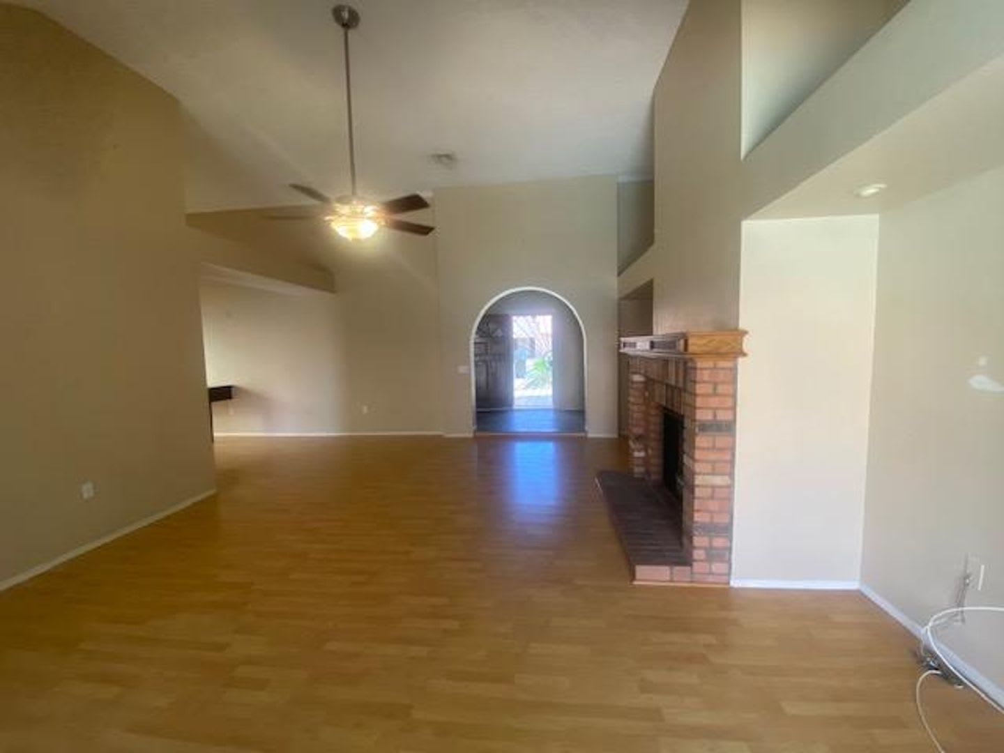 GILBERT HOME WITH PRIVATE POOL WALKING DISTANCE TO FREESTONE PARK – photo 5