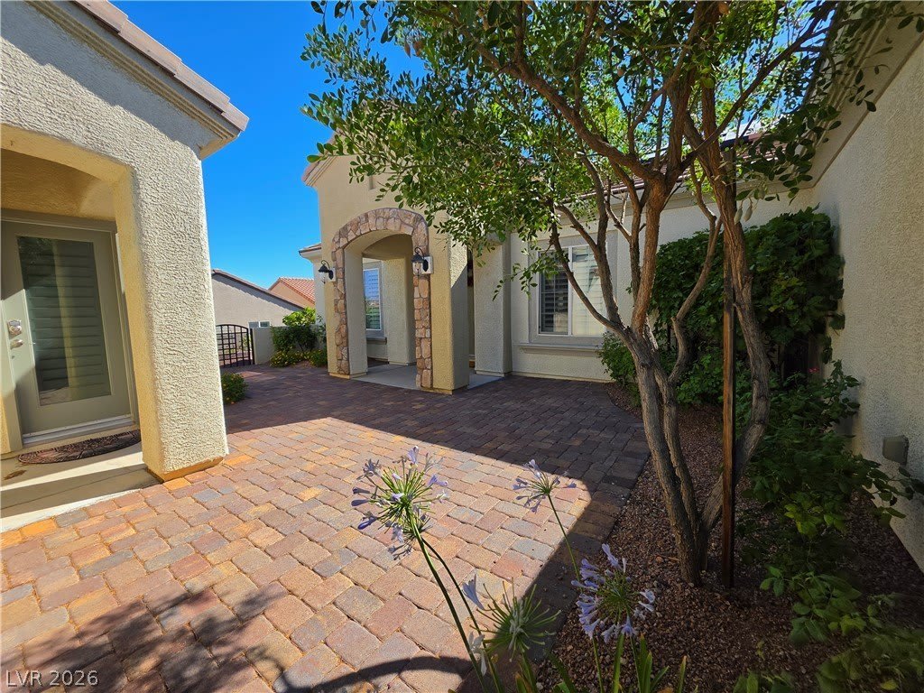 2312 Perrysburg Drive – photo 3