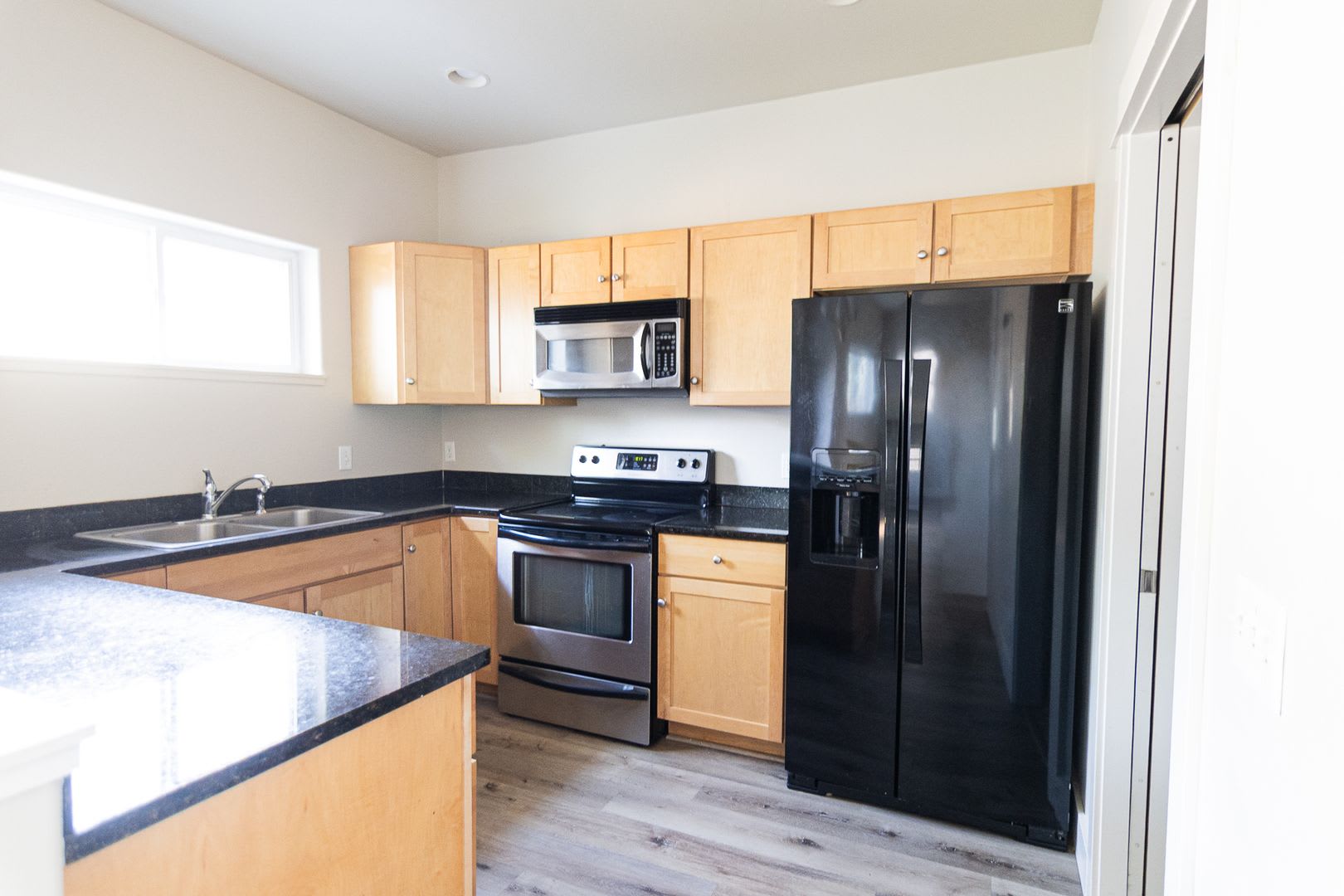 2233 Buckrake Ave – photo 5