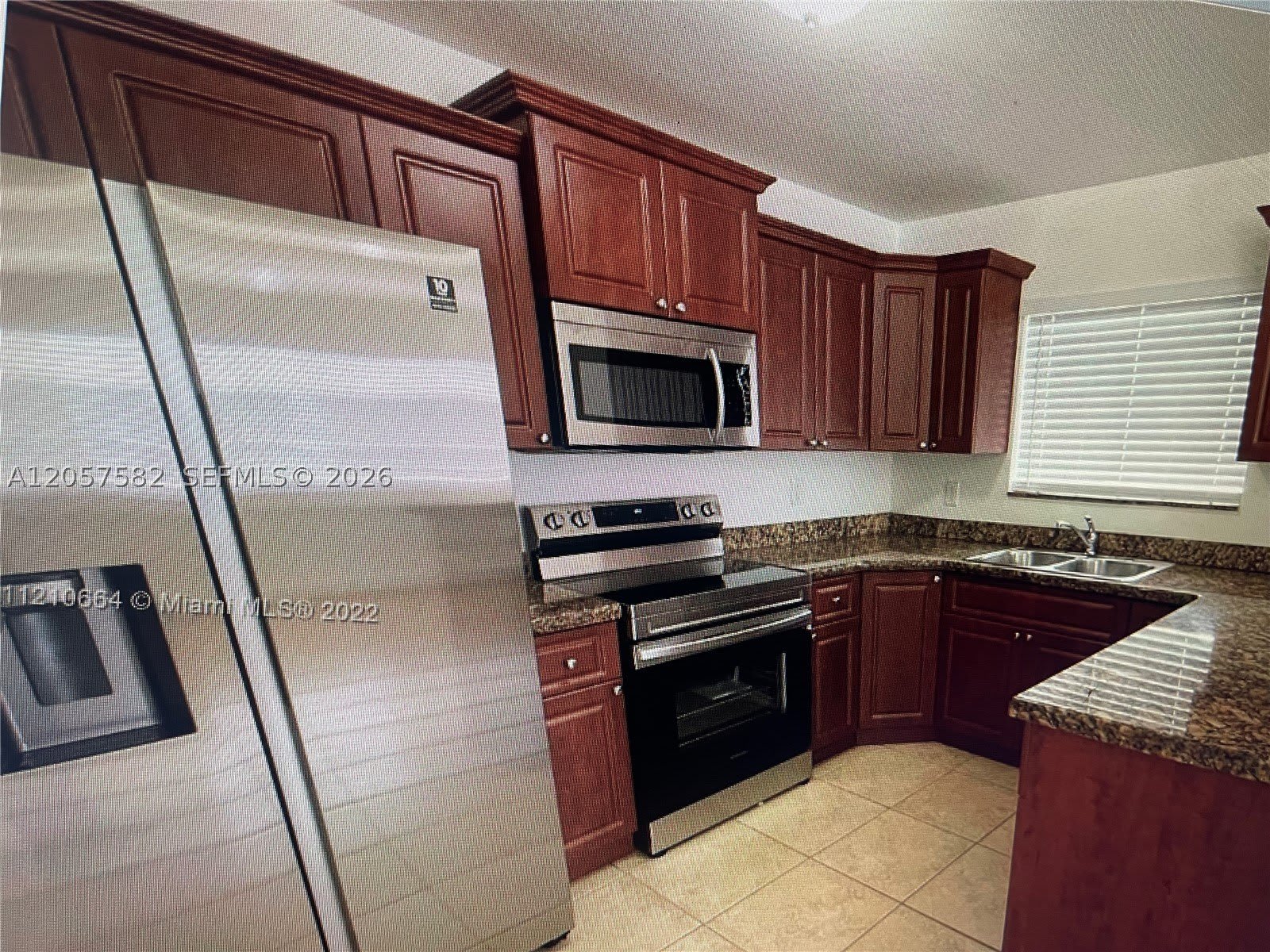 5881 NW 32nd Ave – photo 4