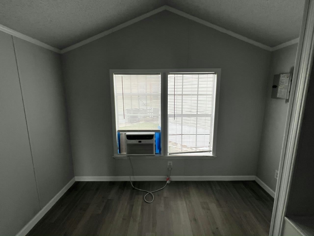 137 N Anoka Ave – photo 5