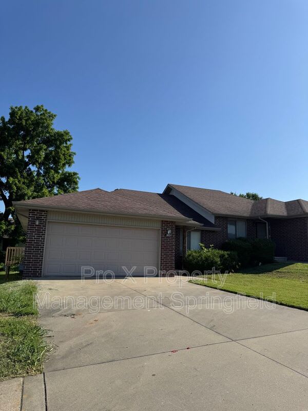 3807 W Montclair – photo 2