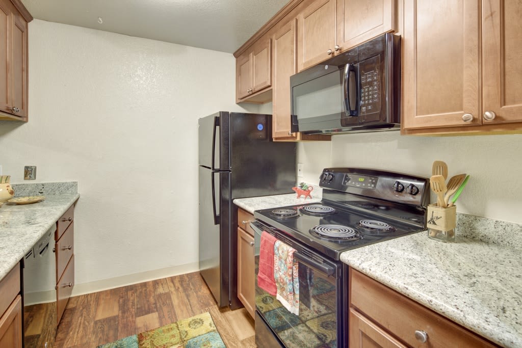 Hillside Chalet Apartment Homes – photo 2