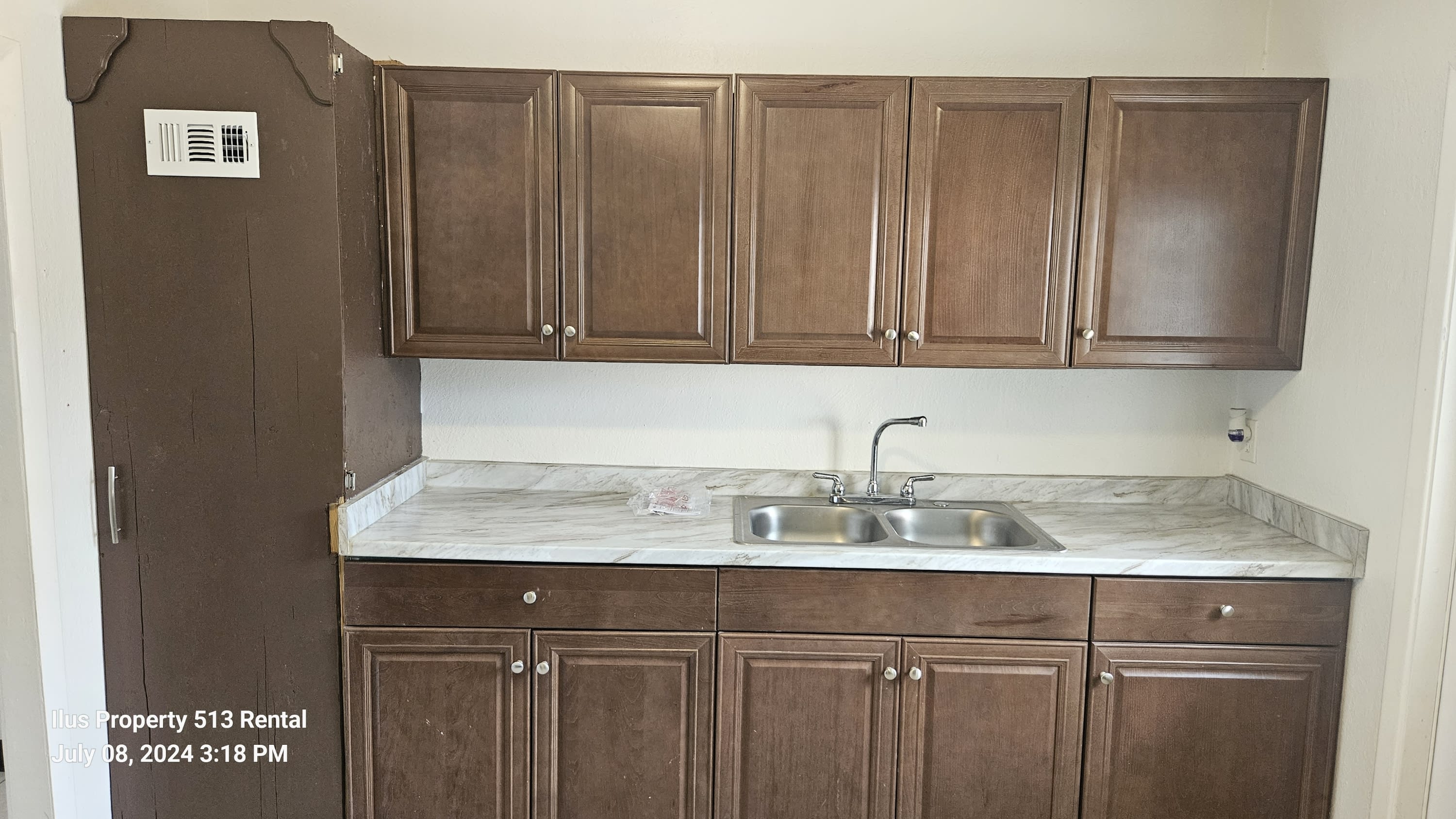 513 Warren Street – photo 4