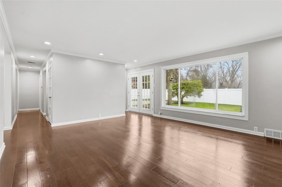 1013 El Rancho Dr – photo 4