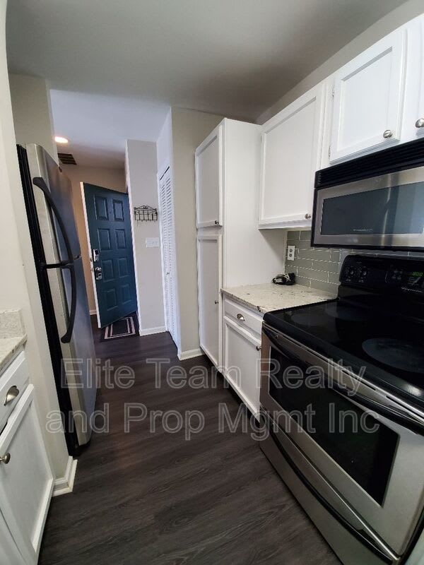 230 S Cedar St – photo 5