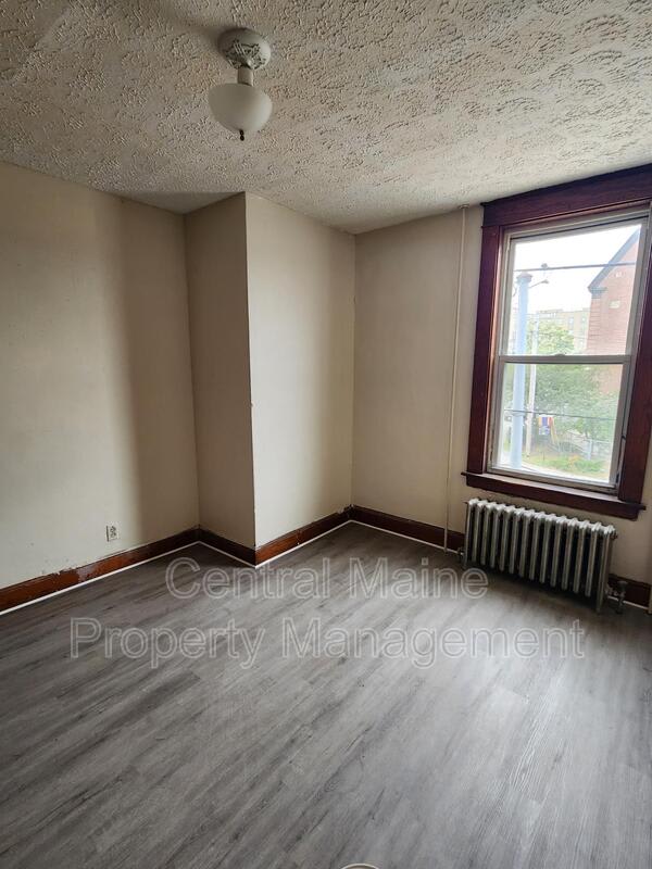 76 Ash Street – photo 5