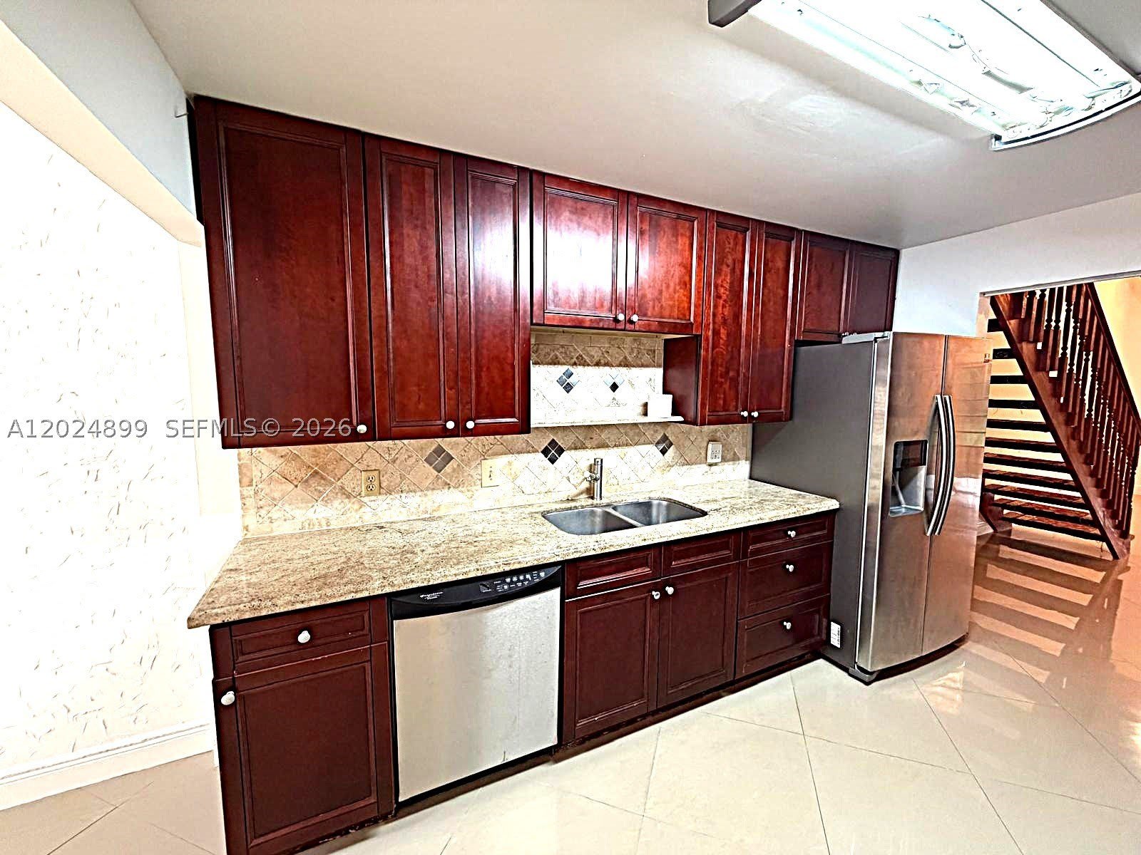 6620 Tiburon Cir – photo 3