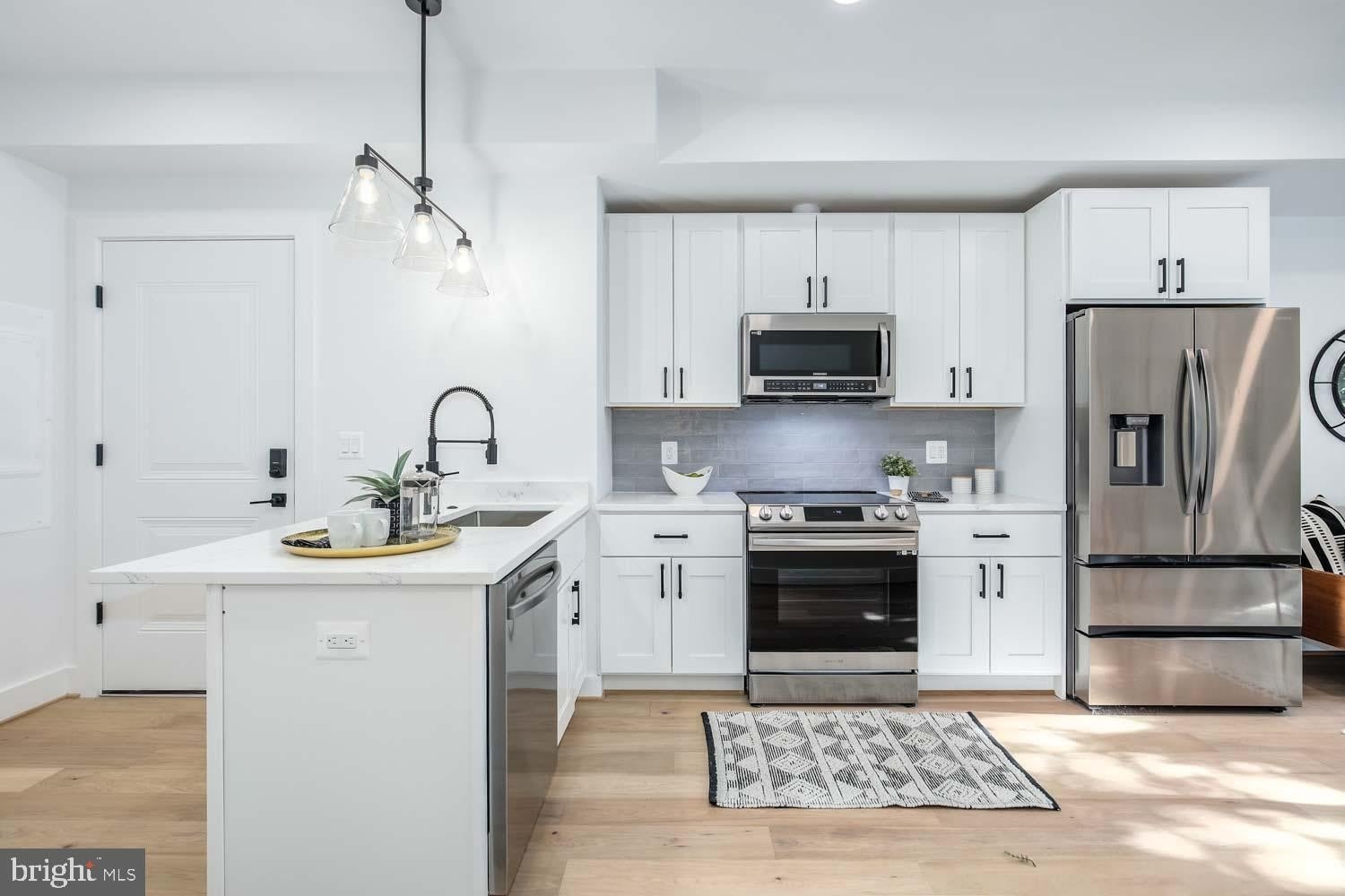 2601 30TH Street NE – photo 4