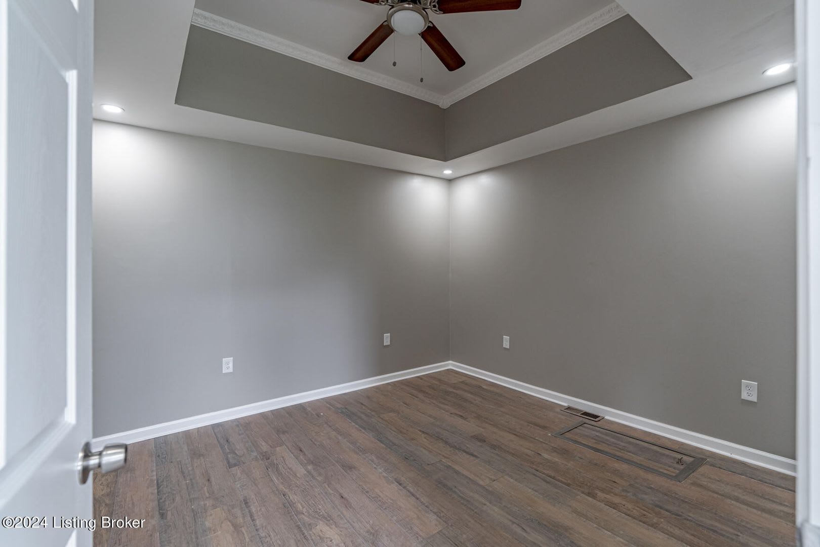 Newly Remodeled Germantown Home! – photo 5
