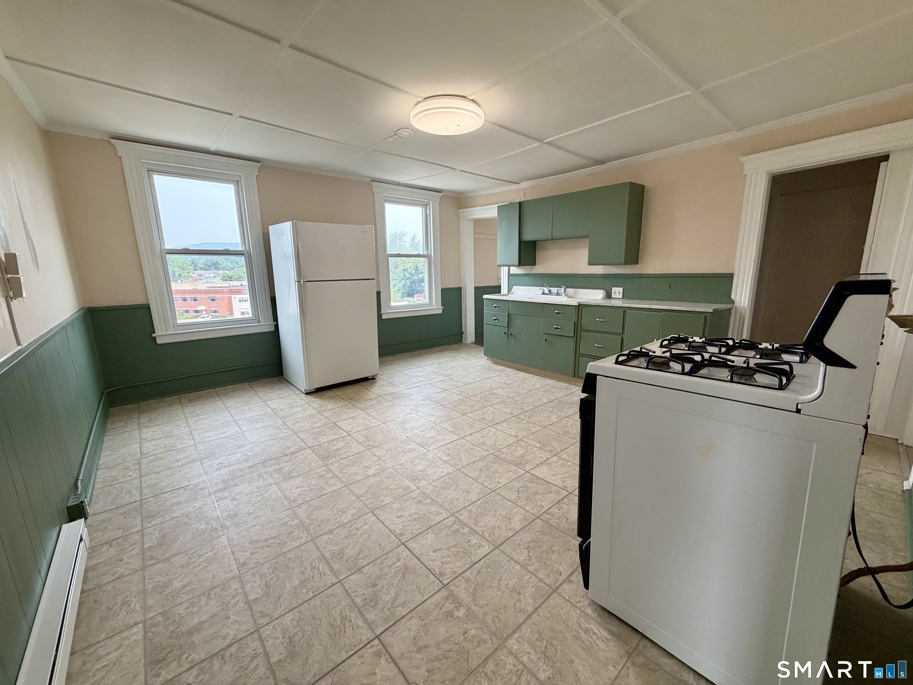 237 E Main Street – photo 1