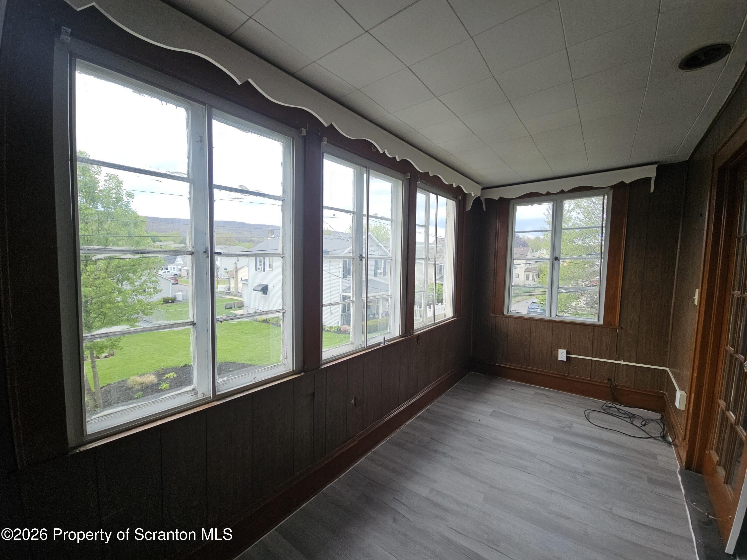 114 William Street – photo 3