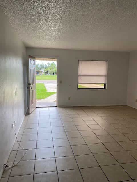 519 N Lanier Ave – photo 4