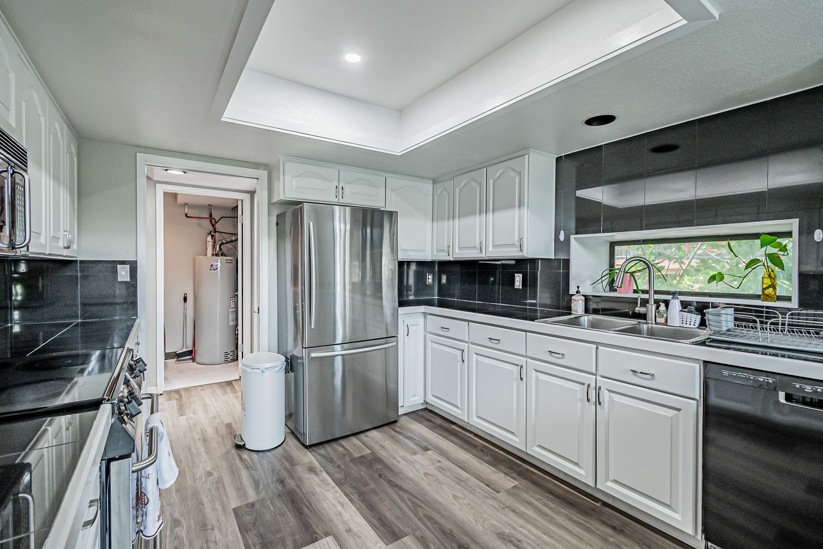 3BD, 2.5BA Arapahoe Lake Park Townhome Near DTC – photo 5