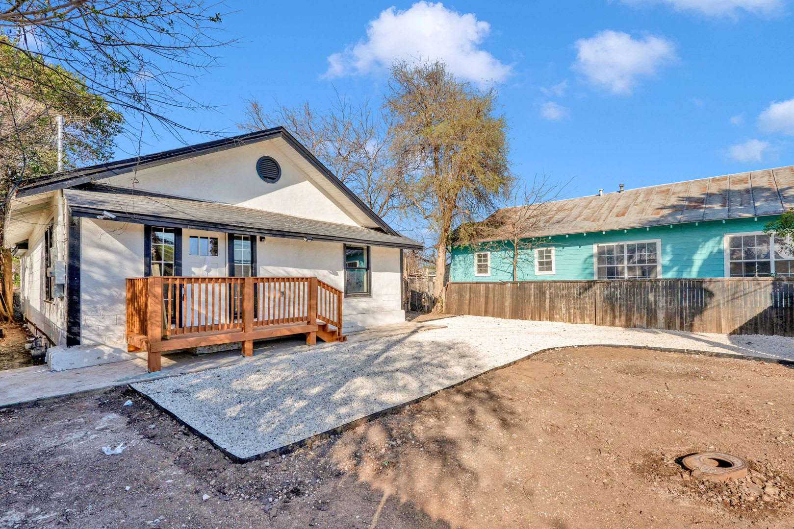 Updated Urban Retreat in the Heart of San Antonio – photo 2