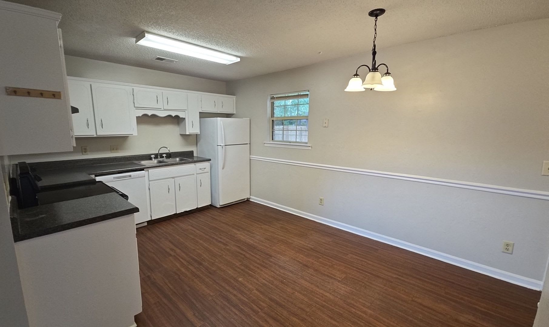 163 Sabreena Circle – photo 4