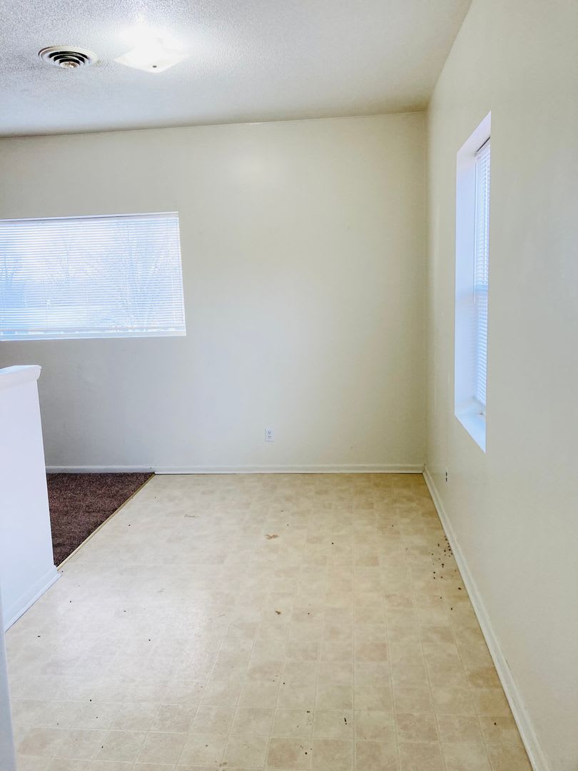 Affordable, Spacious 1 Bedroom Home – photo 4