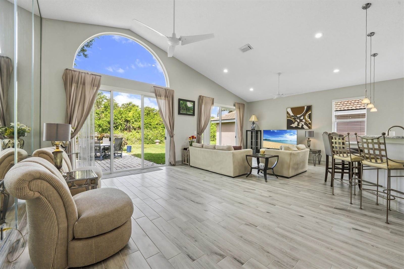 3198 SE Carrick Green Court – photo 3