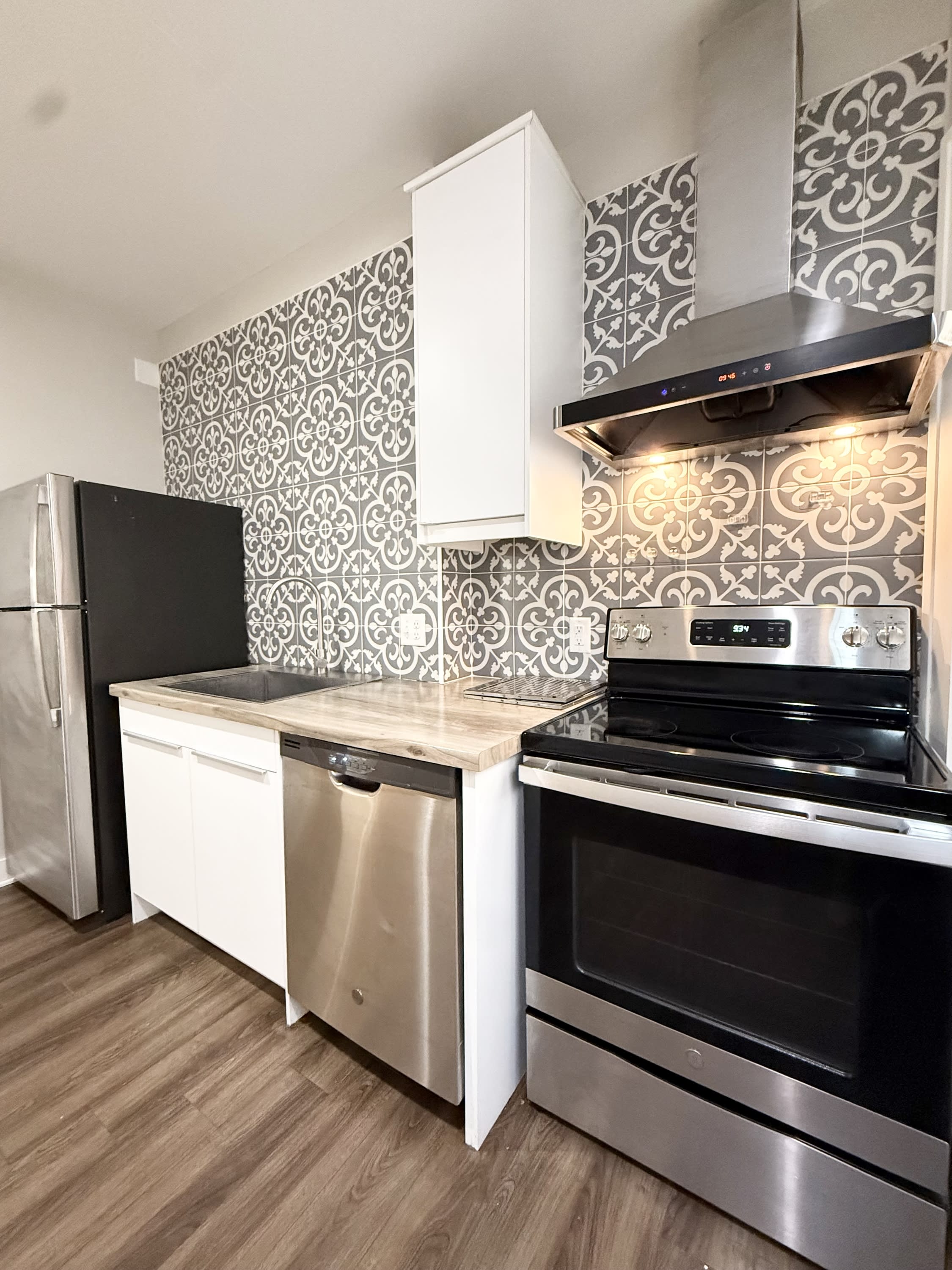104 E. Dayton Street104-2 – photo 4