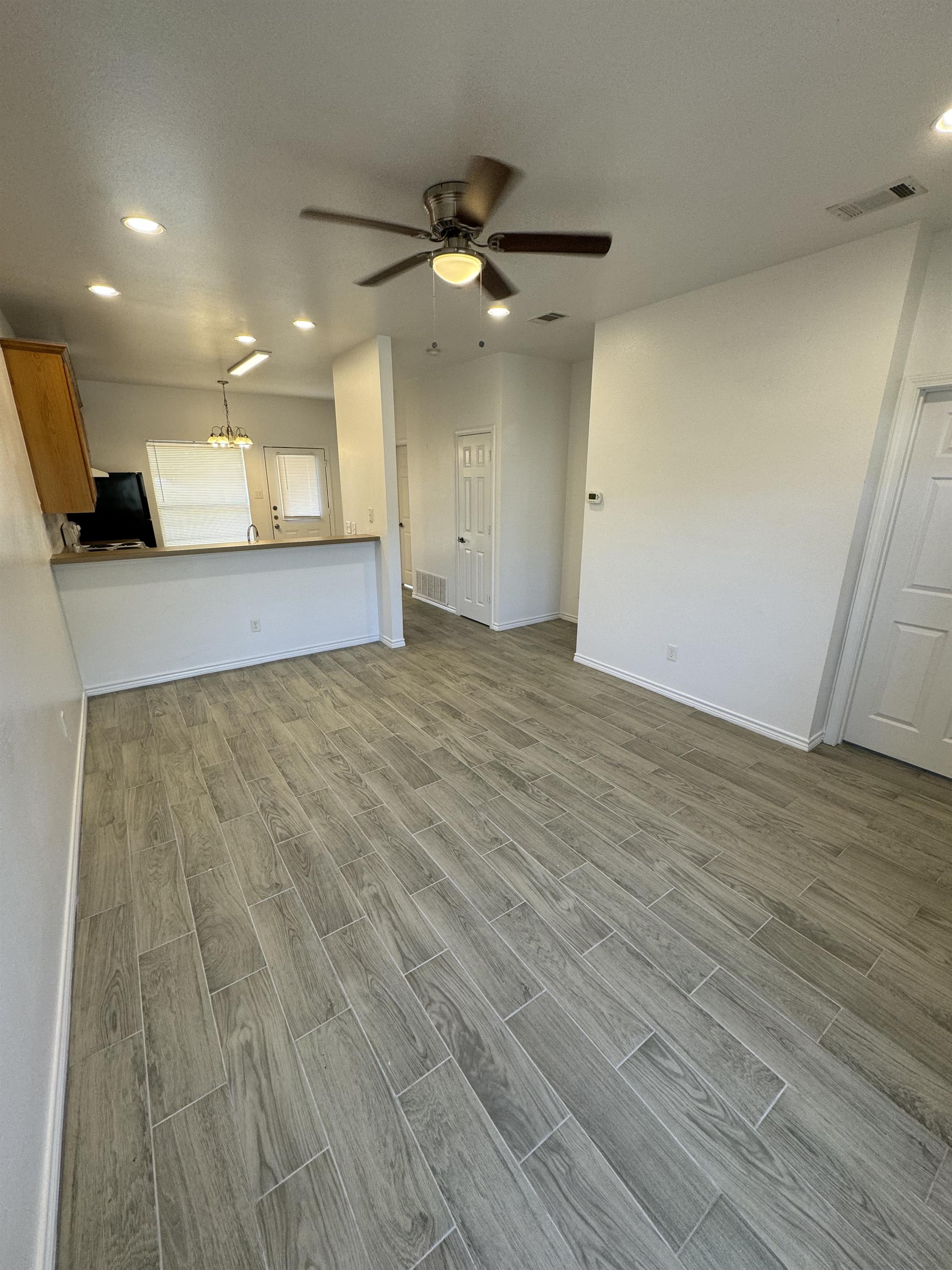 370 Westview Lane – photo 3