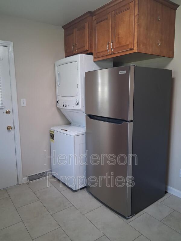 922 Smith St – photo 4