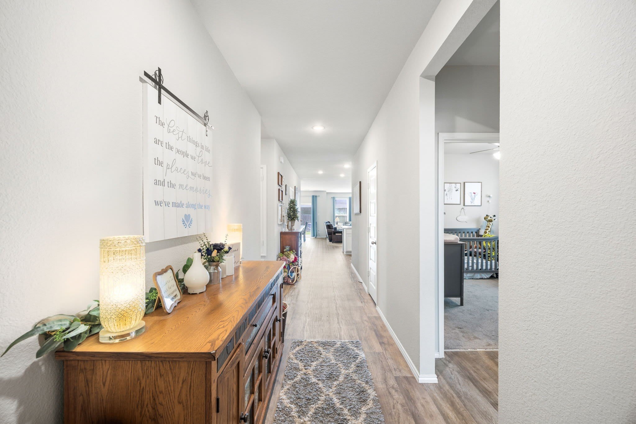 1017 Waverly Drive – photo 3