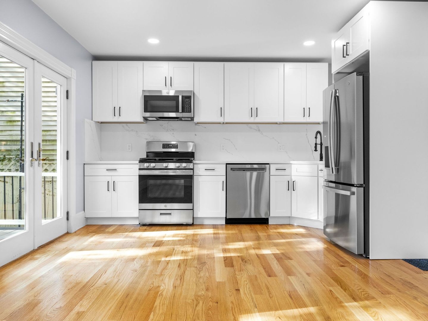 Nice 3 bed in Somerville – photo 1