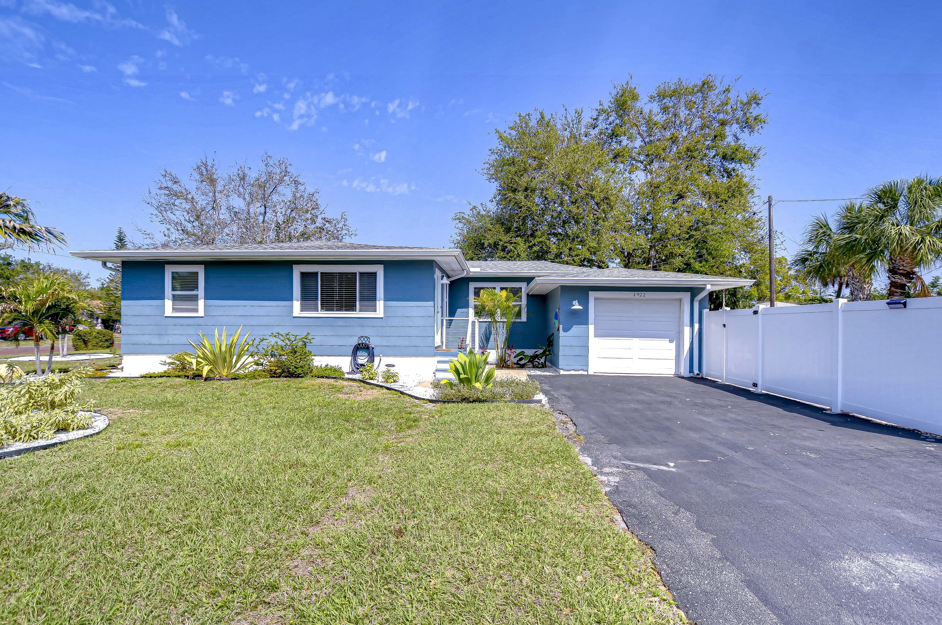 1922 55th Street South – photo 2