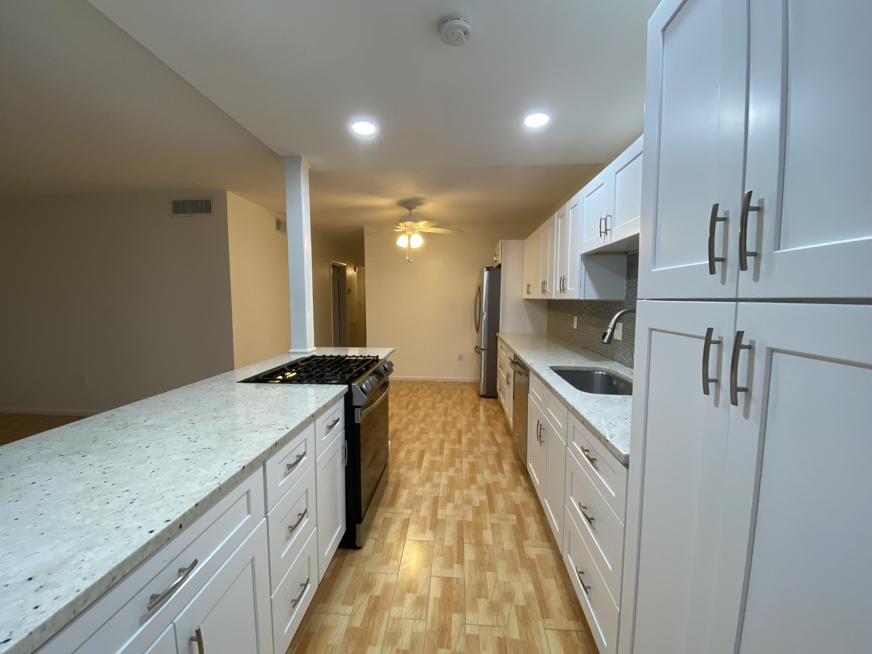 250 SW 7TH Street – photo 3