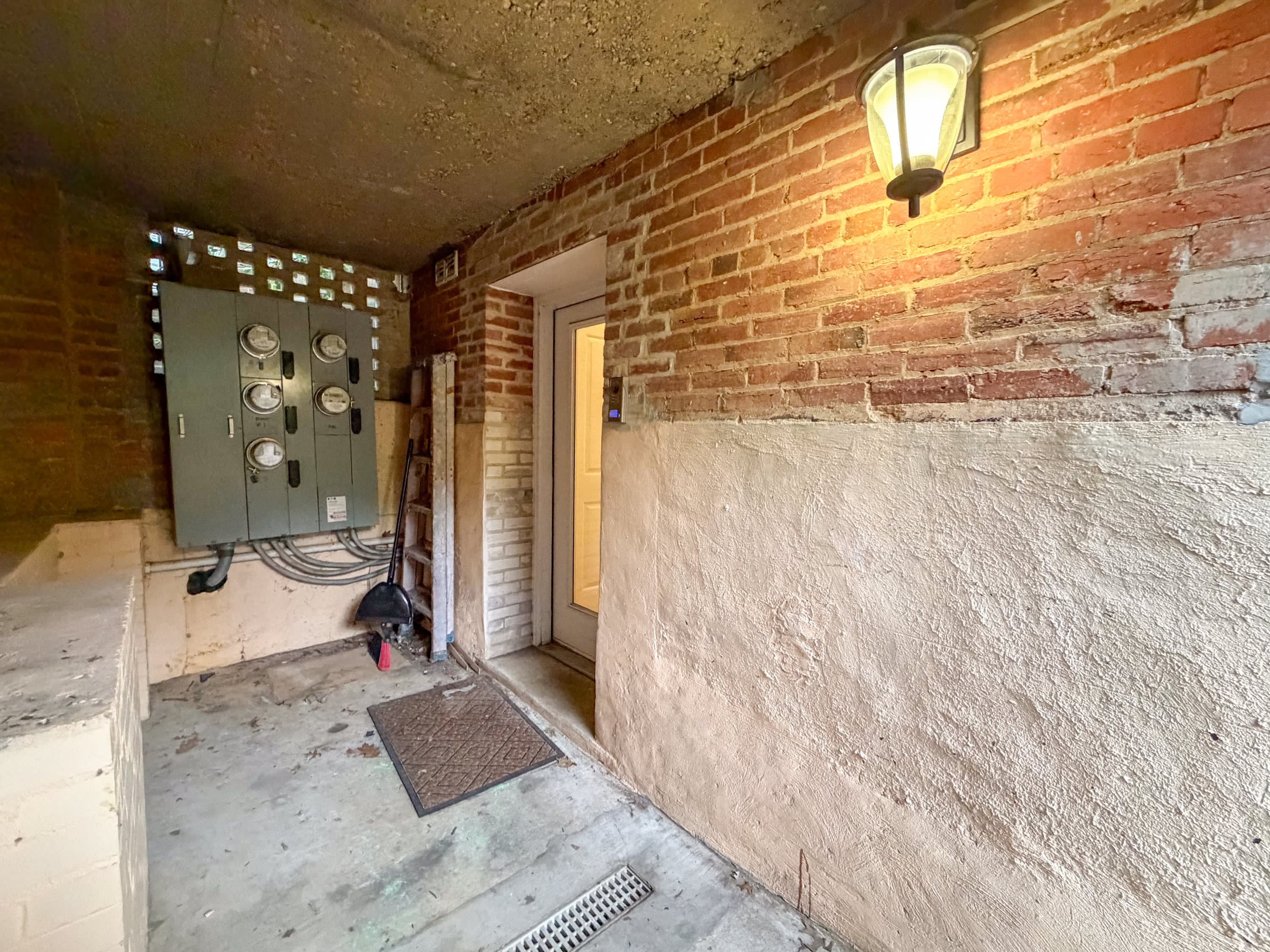 1601 Hobart Street NW #1 – photo 5